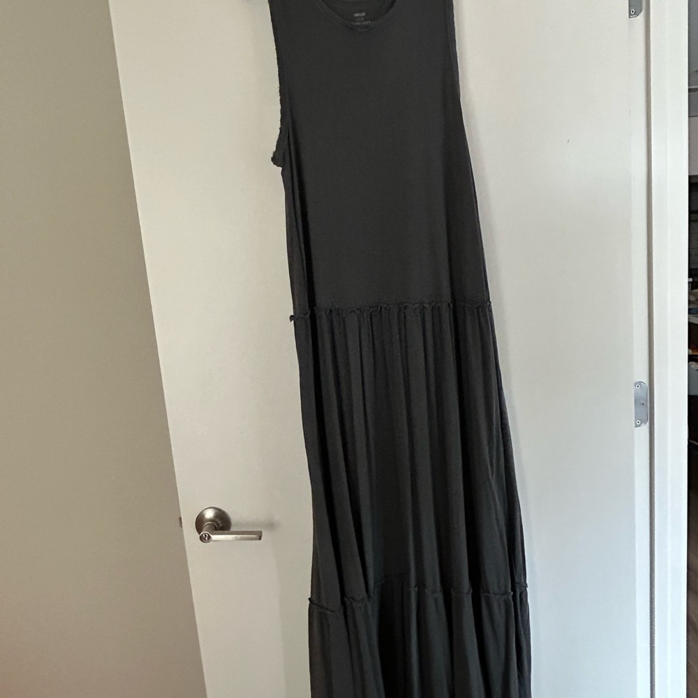 Aerie Grey Sleeveless Pleated Maxi Sundress